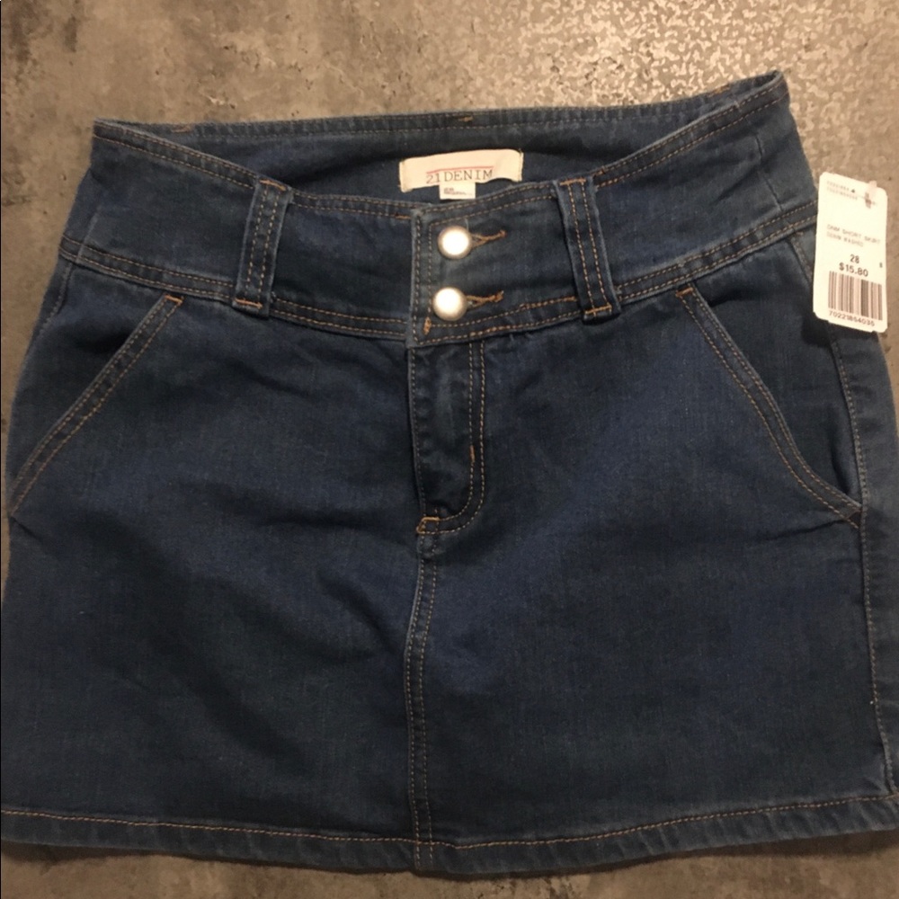 Denim skirt size 28-NWT
